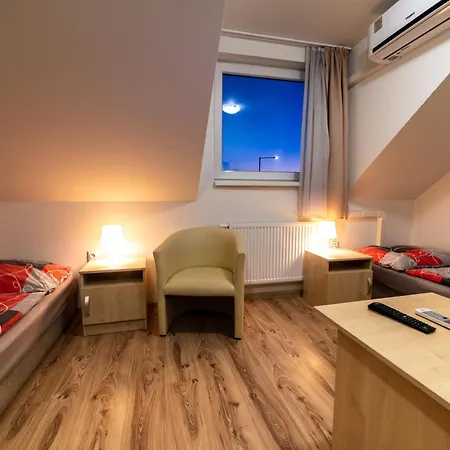 Motorest Lumik Motel *