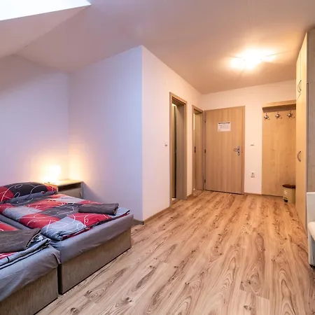 מוטל Motorest Lumik Slovenske Darmoty